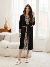 Warm Robe With Leopard Print Trim