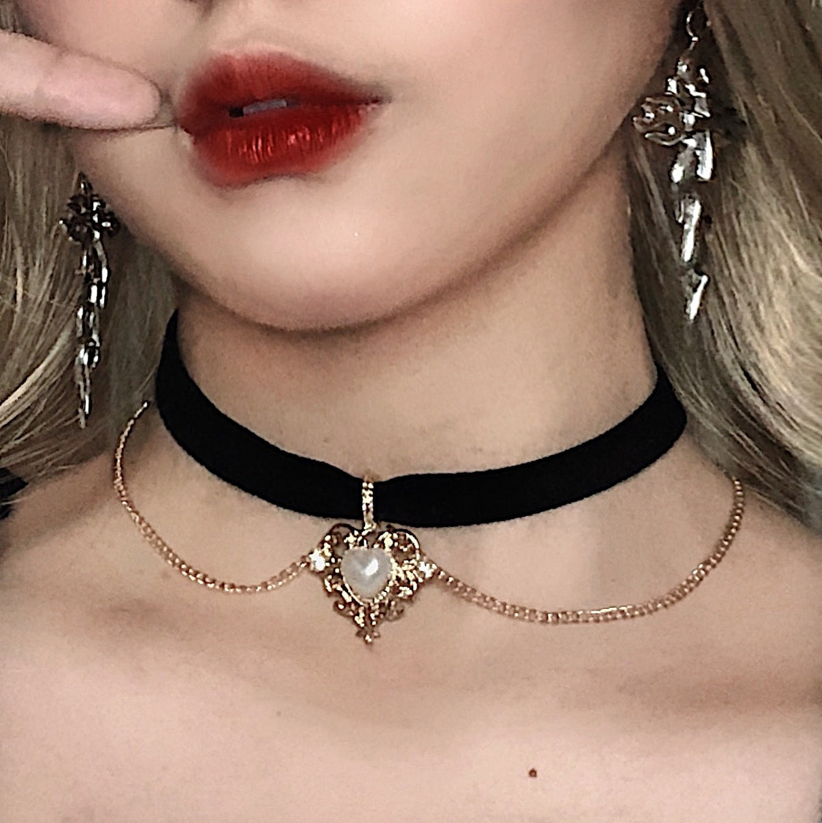 New Retro Choker Golden Peach Velvet Chain