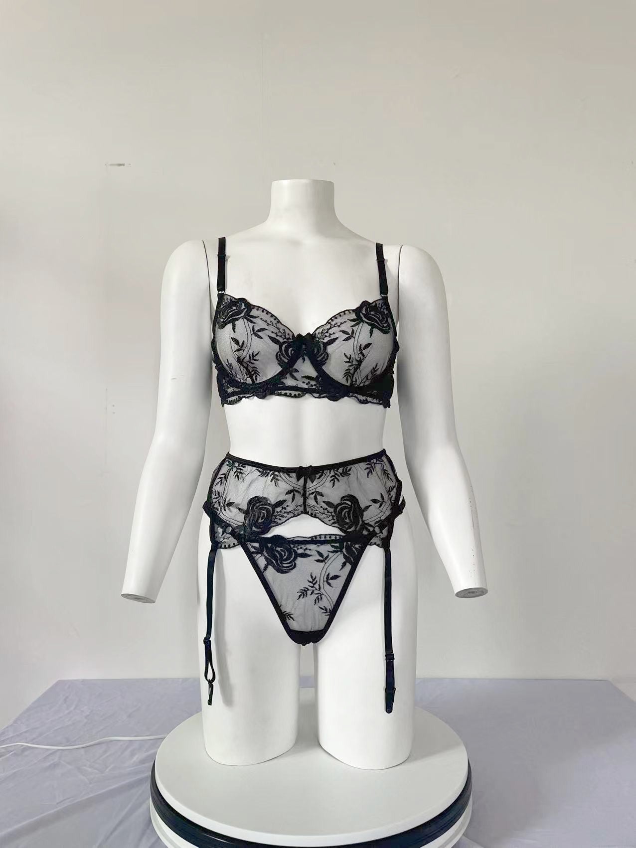 Embroidery Sexy Mesh Black Sexy Lingerie Set